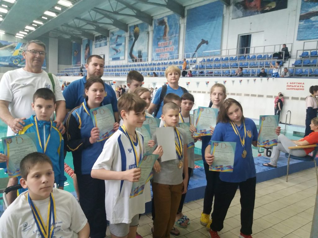 Обласні змагання юних плавців